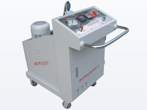 蓄能器廠家告訴你蓄能器充氮車(chē)是什么？